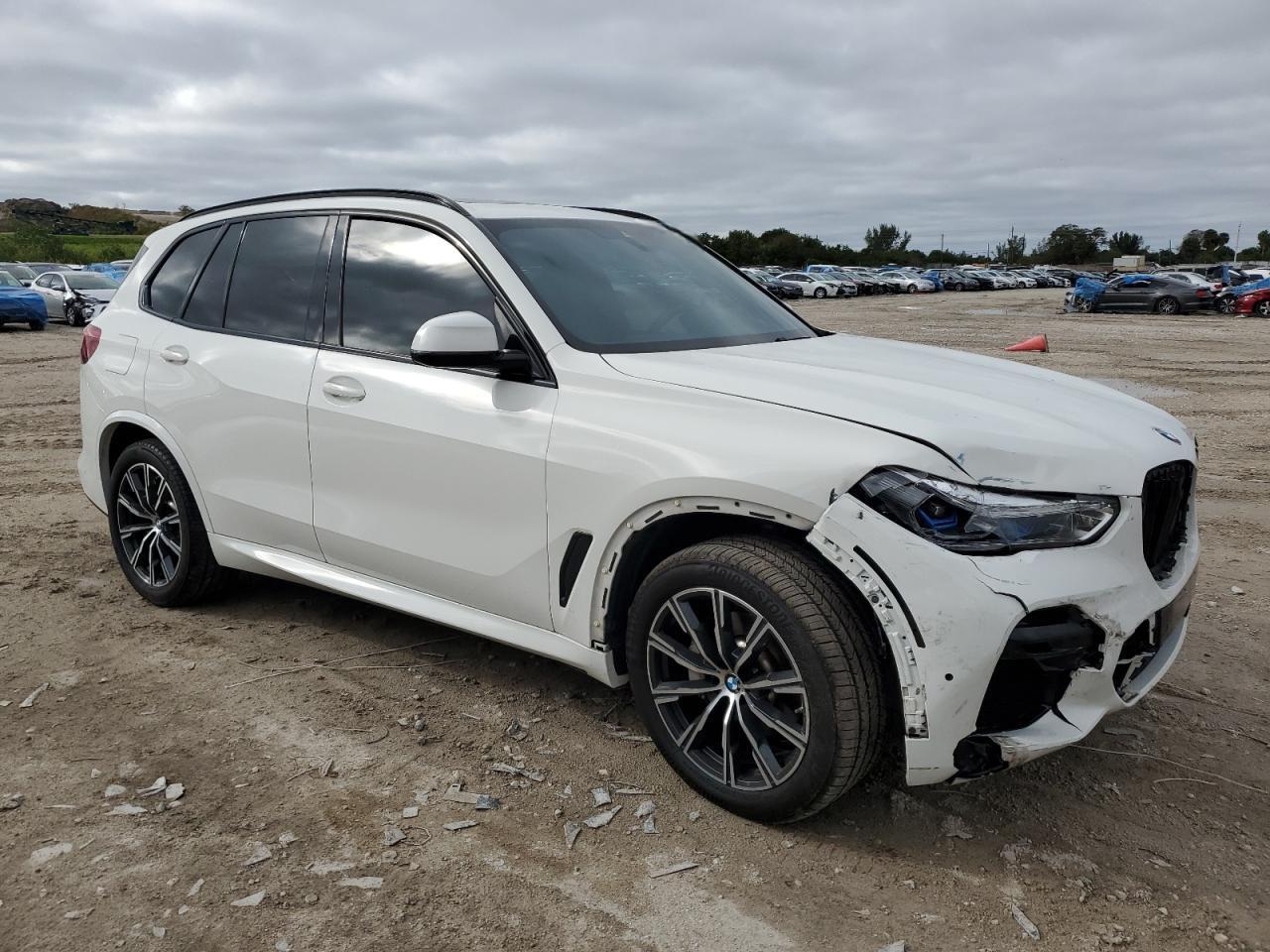 BMW X5 2022 WHITE vin: 5UXCR6C0XN9L48925